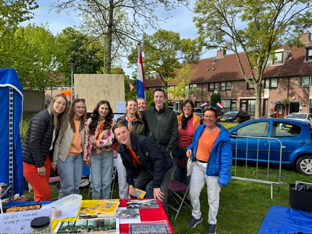 Koningsdag-Maasdijk Home